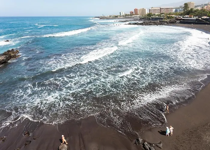 Casona Charco, Stylish And Spacious In Oldtown Apartment Puerto de la Cruz (Tenerife)