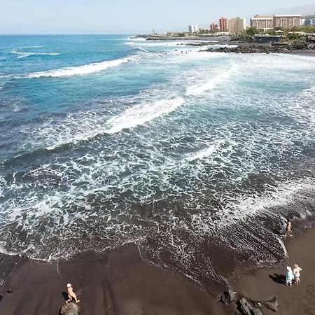 Casona Charco, Stylish And Spacious In Oldtown Apartman Puerto de la Cruz