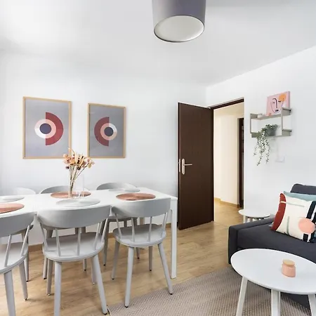 Apartman Casona Charco, Stylish And Spacious In Oldtown Puerto de la Cruz