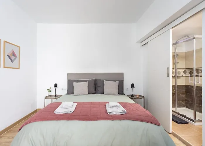 Casona Charco, Stylish And Spacious In Oldtown Πουέρτο Ντε Λα Κρουζ