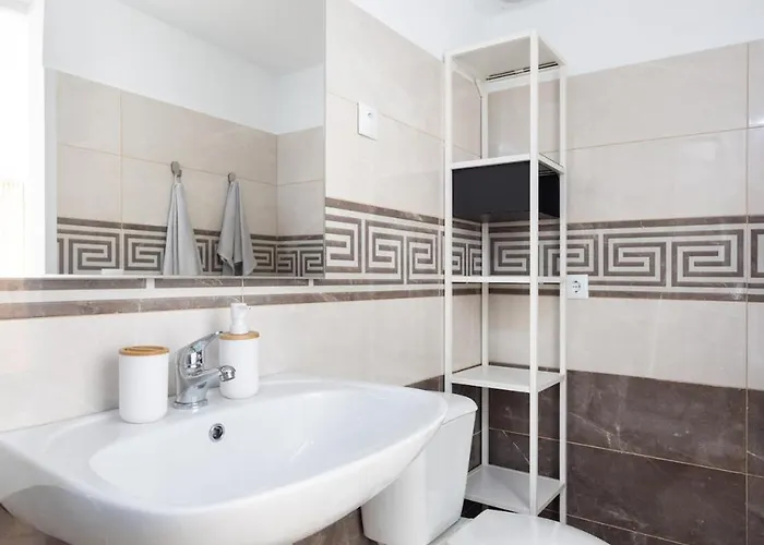 Casona Charco, Stylish And Spacious In Oldtown Apartment Puerto de la Cruz (Tenerife)